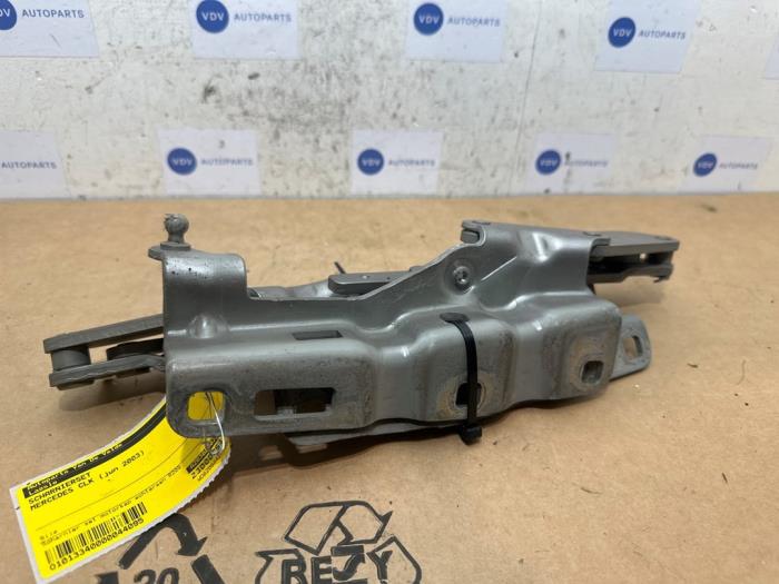 Scharnierset Mercedes CLK