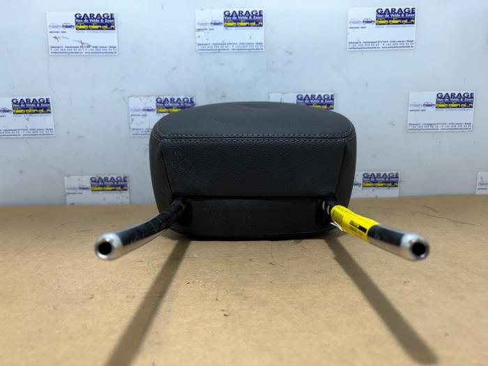 Zaglówek Mercedes A-Klasse