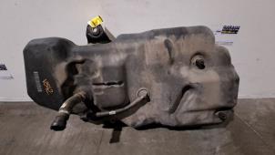 Gebruikte Adblue tank Mercedes GLE Coupe (C292) 350d 3.0 V6 24V BlueTEC 4-Matic Prijs € 786,50 Inclusief btw aangeboden door Autoparts Van De Velde