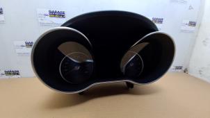 Gebruikte Kilometerteller KM Mercedes C (W205) C-180 1.6 16V Prijs € 90,75 Inclusief btw aangeboden door Autoparts Van De Velde