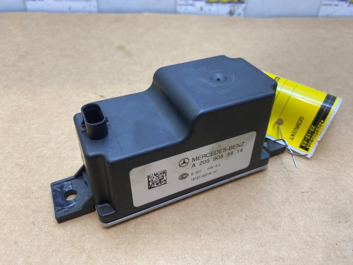 Voltage regulator Mercedes C-Klasse