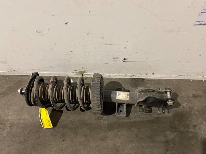 Fronts shock absorber, left Mercedes Vito