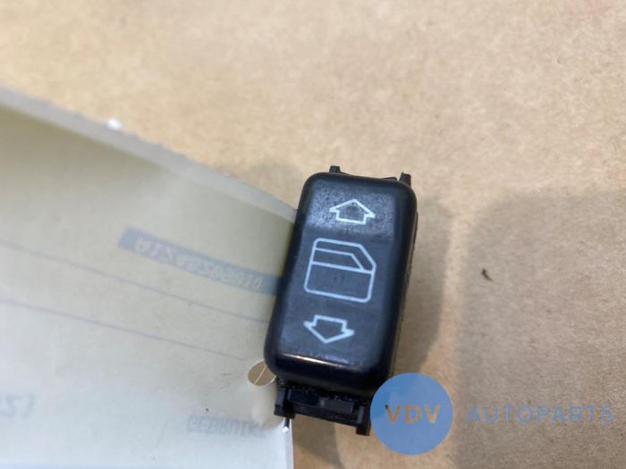 Commutateur vitre électrique Mercedes E-Klasse