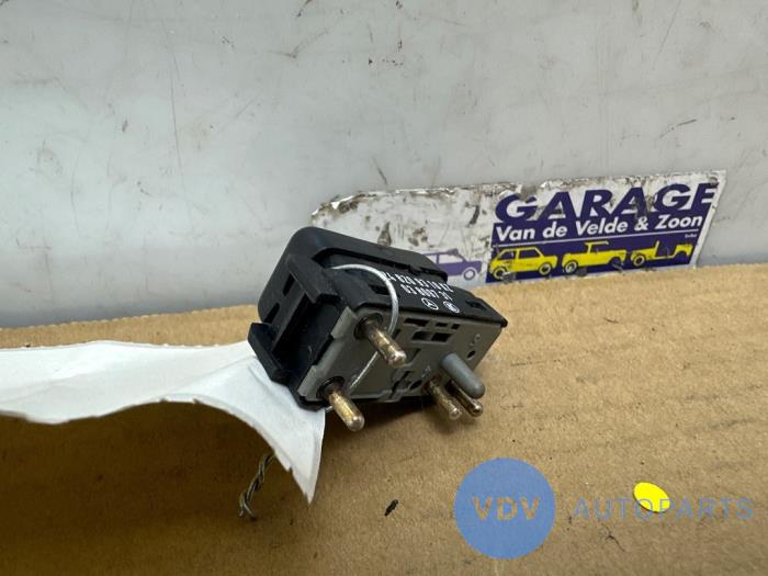 Electric window switch Mercedes E-Klasse