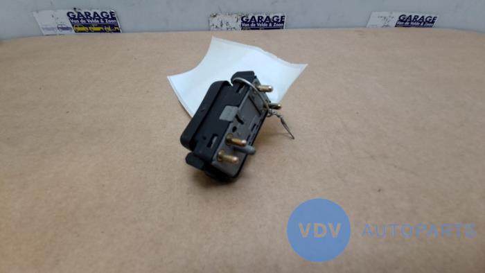 Electric window switch Mercedes E-Klasse