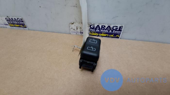 Przelacznik Mercedes E-Klasse