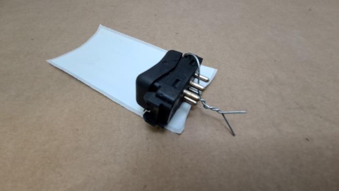 Switch Mercedes E-Klasse