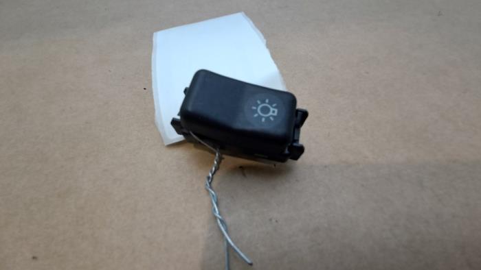 Switch Mercedes E-Klasse