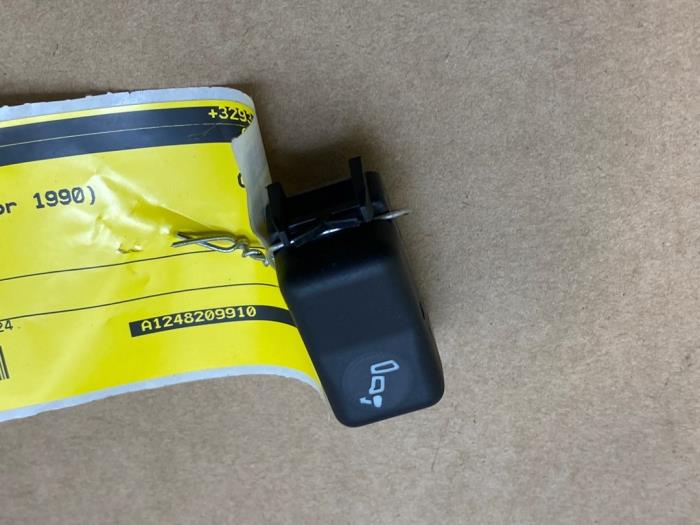 Switch Mercedes E-Klasse