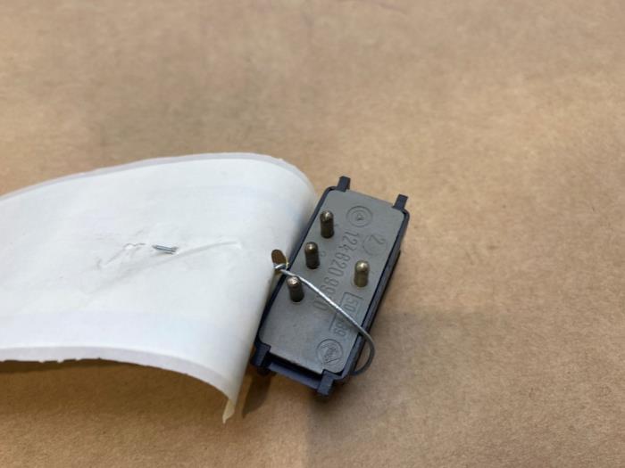 Switch Mercedes E-Klasse