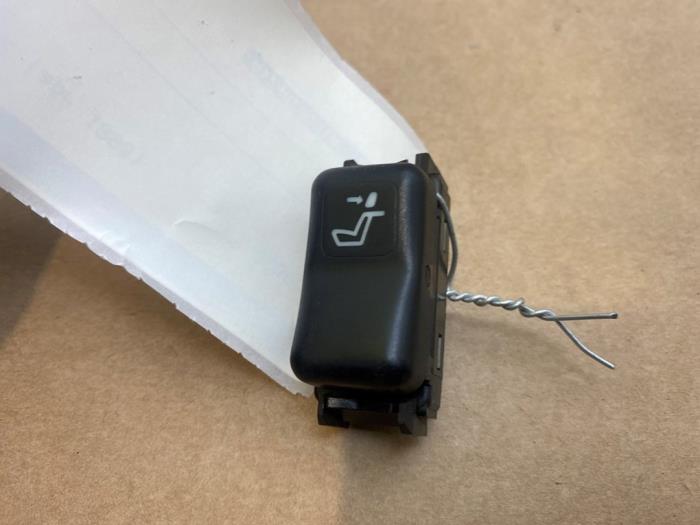 Switch Mercedes E-Klasse