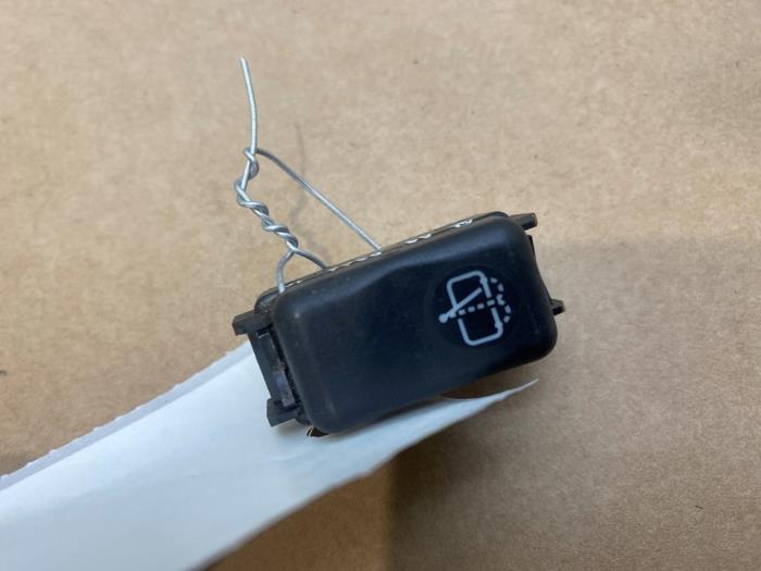 Switch Mercedes E-Klasse