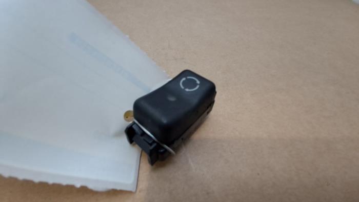 Switch Mercedes E-Klasse