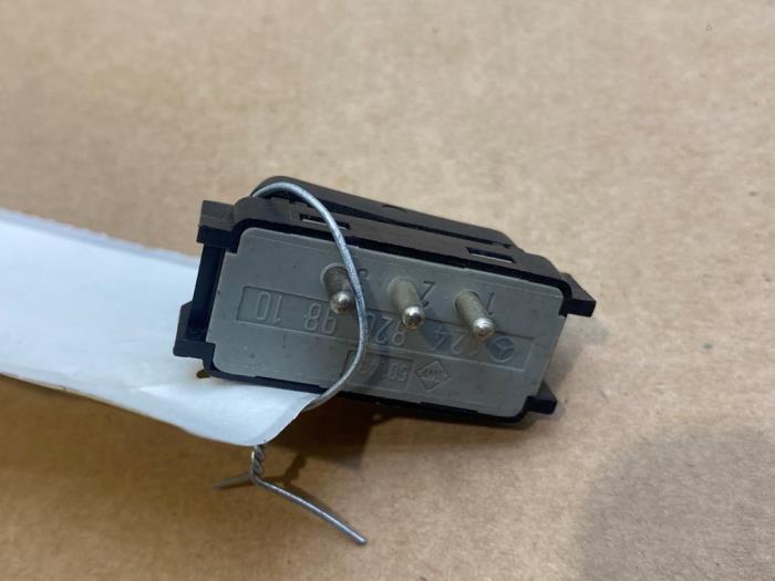 Switch Mercedes E-Klasse