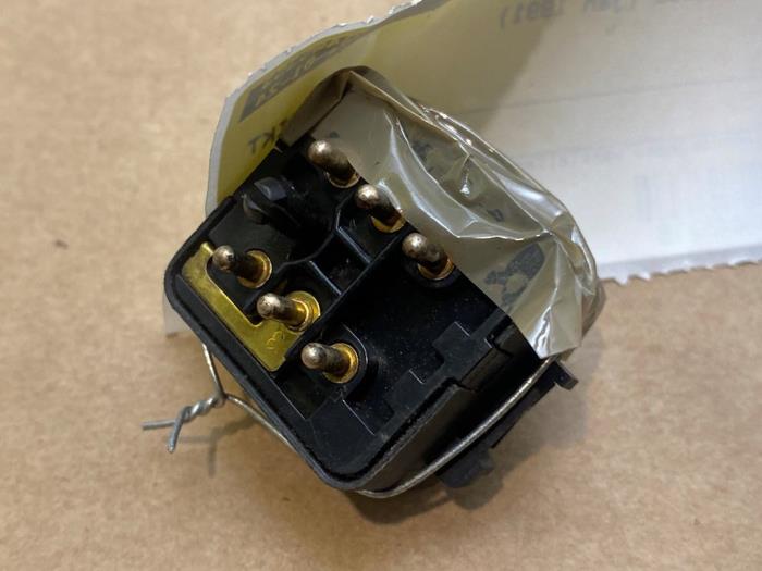 Switch Mercedes E-Klasse