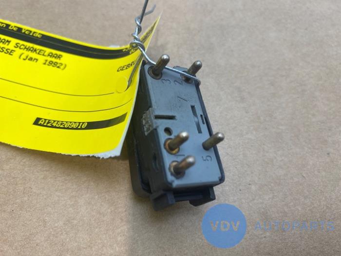 Electric window switch Mercedes E-Klasse
