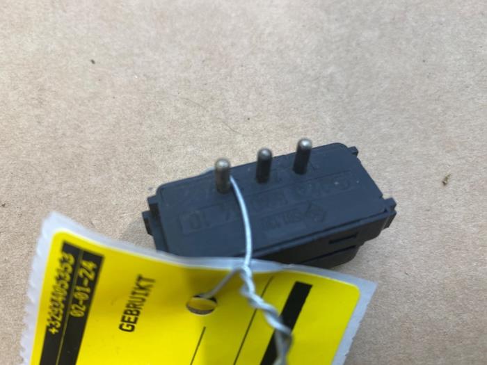 Switch Mercedes E-Klasse