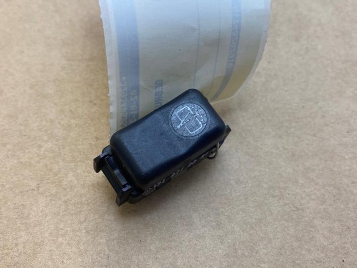 Switch Mercedes E-Klasse