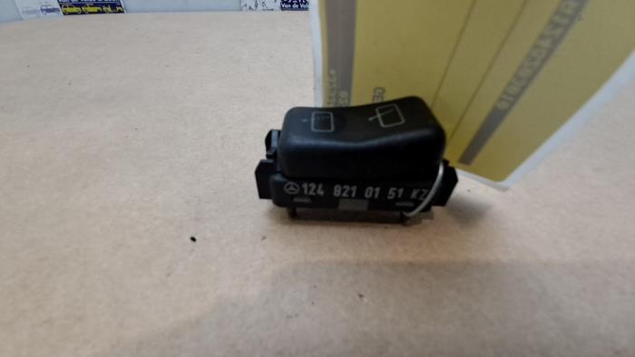 Switch Mercedes E-Klasse