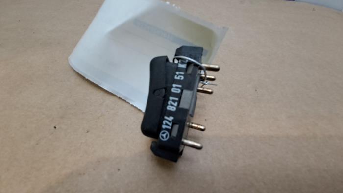 Switch Mercedes E-Klasse