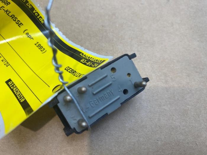 Switch Mercedes E-Klasse