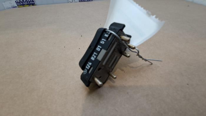 Switch Mercedes E-Klasse