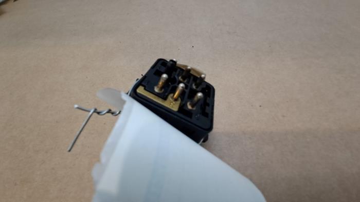 Switch Mercedes E-Klasse