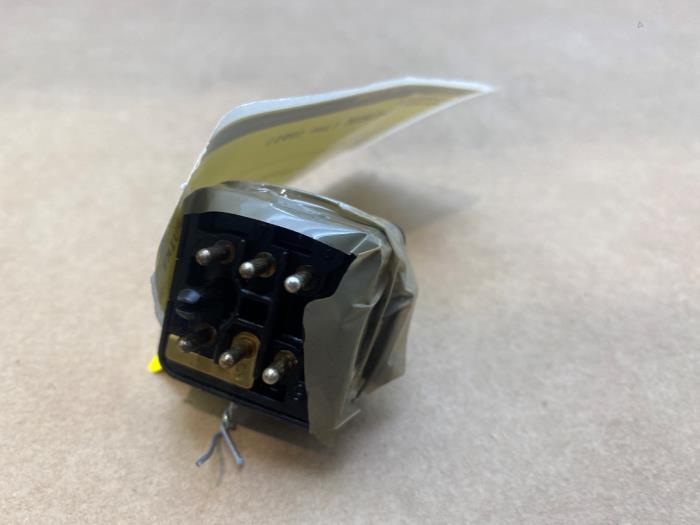 Switch Mercedes E-Klasse