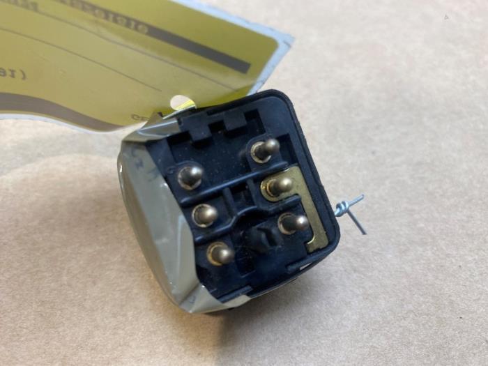 Switch Mercedes E-Klasse