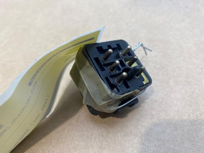 Switch Mercedes E-Klasse