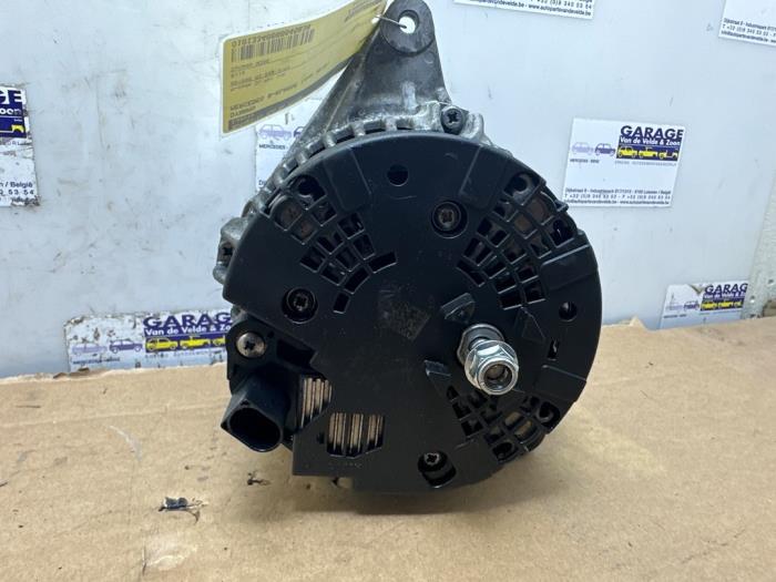 Dynamo Mercedes B-Klasse