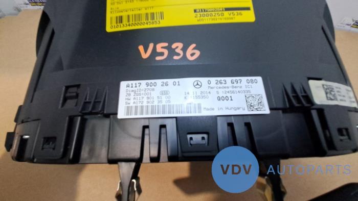 Tacho - Kombiinstrument KM Mercedes CLA