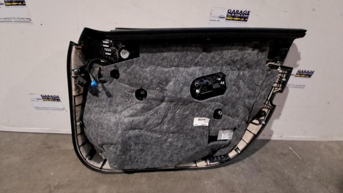 Door trim 4-door, front left Mercedes C-Klasse