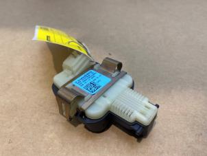 Gebruikte Sensor Licht Mercedes B (W246) 1.6 B-200 BlueEFFICIENCY Turbo 16V Prijs € 30,25 Inclusief btw aangeboden door Autoparts Van De Velde