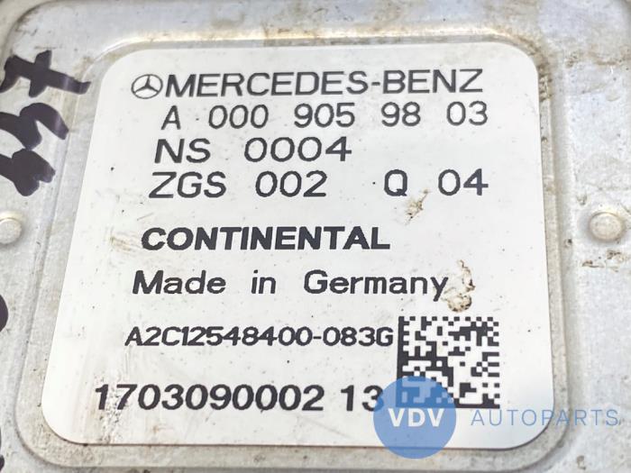 Nox sensor van een Mercedes-Benz Sprinter 3,5t (906.63) 313 CDI 16V 2015