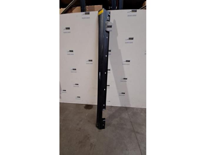 Umbral izquierda Mercedes E-Klasse