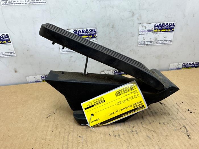 Accelerator pedal Mercedes CLS-Klasse