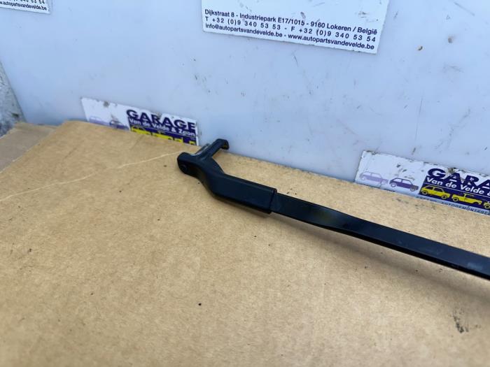 Front wiper arm Mercedes E-Klasse