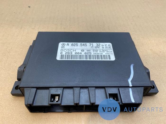 Ordinateur aide au stationnement Mercedes E-Klasse