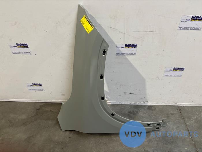 Blotnik prawy przód Mercedes GLA