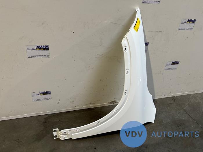 Blotnik prawy przód Mercedes GLA