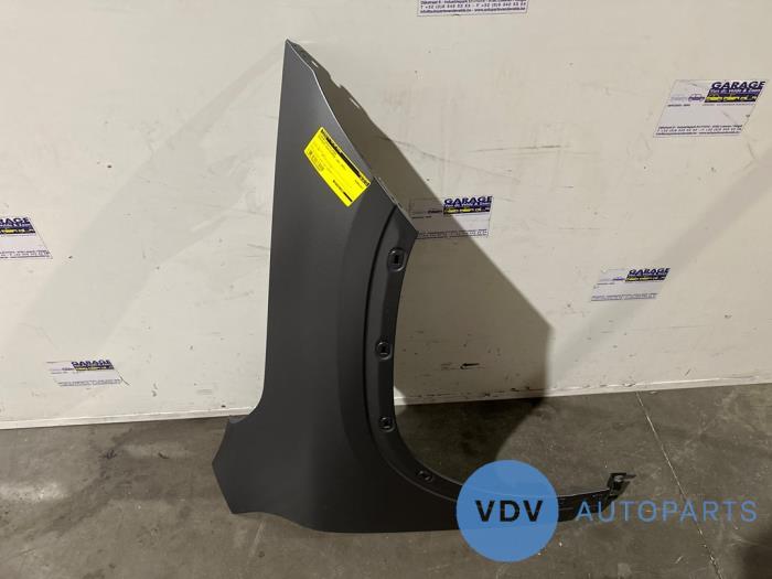 Blotnik prawy przód Mercedes GLA