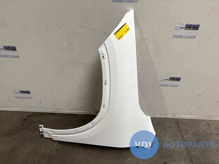 Blotnik prawy przód Mercedes GLA