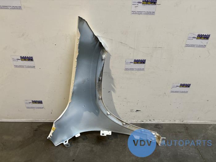 Blotnik prawy przód Mercedes GLA