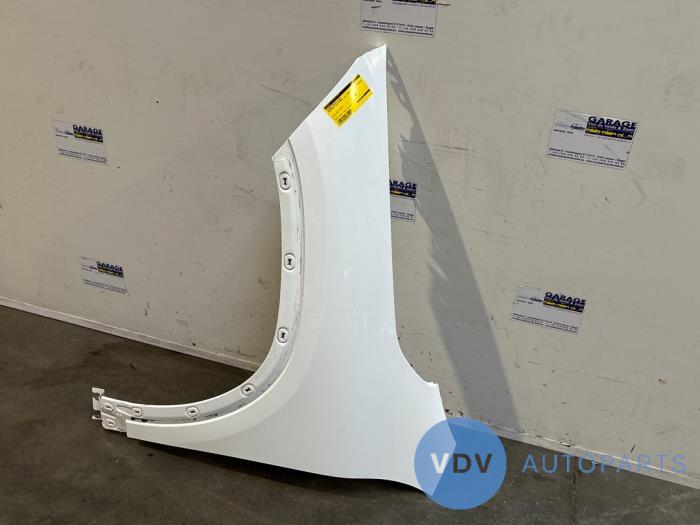 Blotnik prawy przód Mercedes GLA