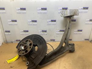 Gebruikte Asschenkel links-voor Mercedes GLA (156.9) 2.2 200 CDI, d 16V Prijs € 151,25 Inclusief btw aangeboden door Autoparts Van De Velde