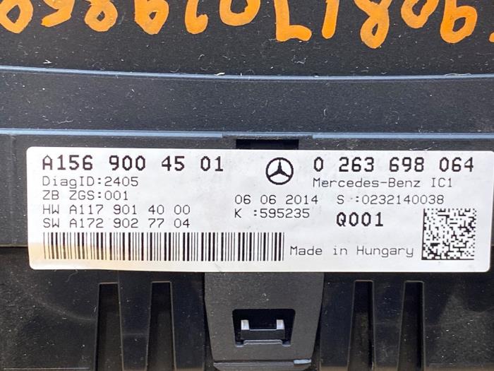 Tellerklok van een Mercedes-Benz GLA (156.9) 2.2 200 CDI, d 16V 2014