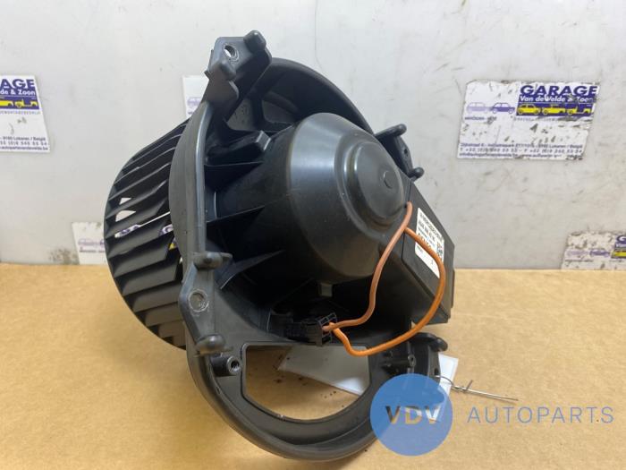 Heating and ventilation fan motor Mercedes GLA-Klasse