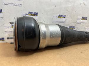 Gebruikte Achterpoot rechts Mercedes S (A217) 4.7 S-500 32V Prijs € 544,50 Inclusief btw aangeboden door Autoparts Van De Velde