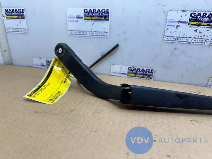 Scheibenwischerarm vorne Mercedes Sprinter